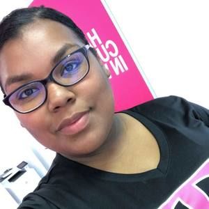 Meet your Posher, Desirae